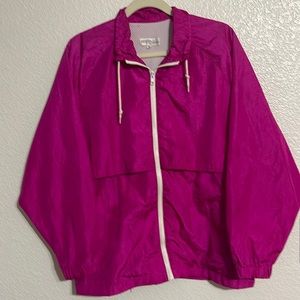 Lightweight windbreaker jacket